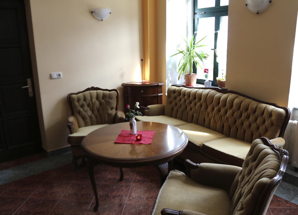 Gasthaus & Pension "Zur Rose" Weimar  Eksteriør billede
