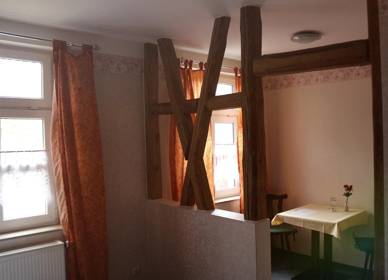 Gasthaus & Pension "Zur Rose" Weimar  Eksteriør billede