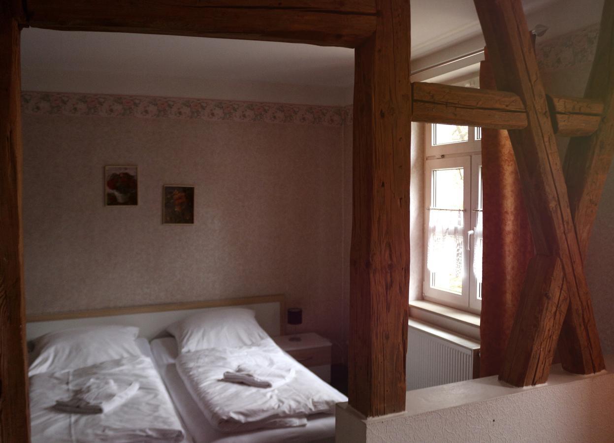 Gasthaus & Pension "Zur Rose" Weimar  Eksteriør billede